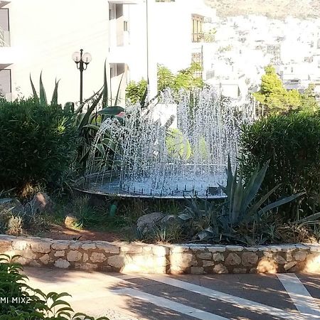 Beautiful House In Alimos Near To The Beach And Metro Ateny Zewnętrze zdjęcie